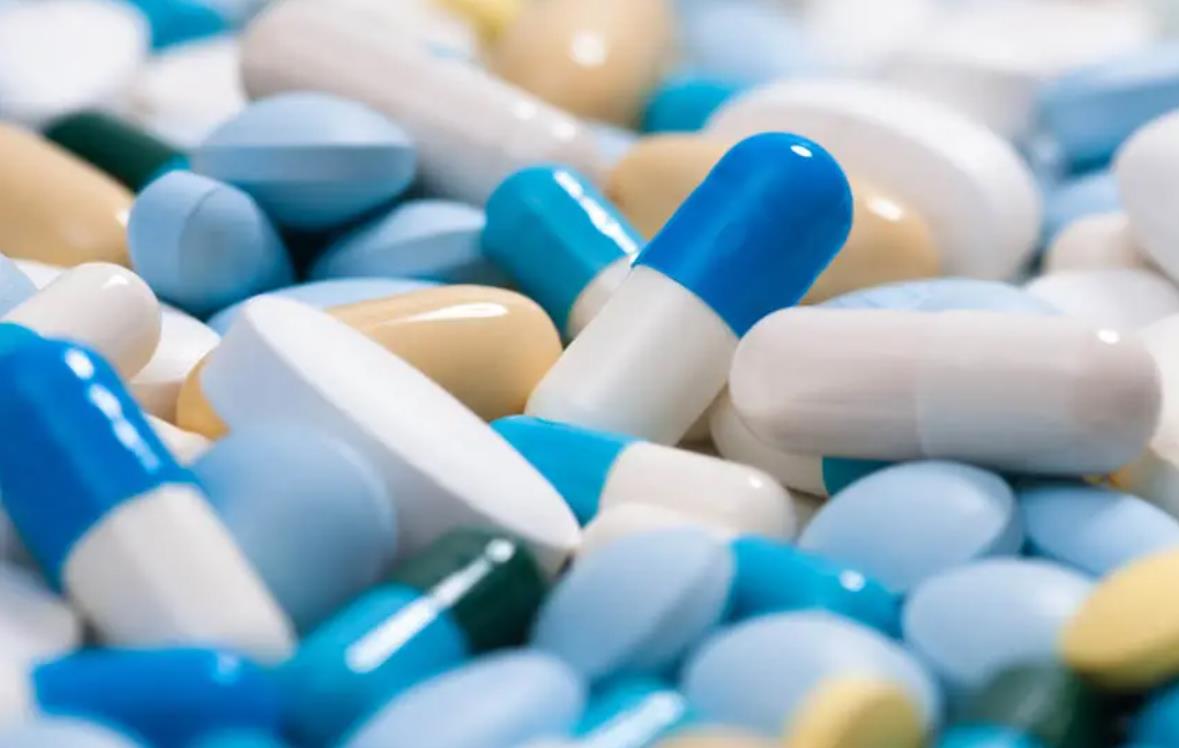 Capsule appearance defect detection